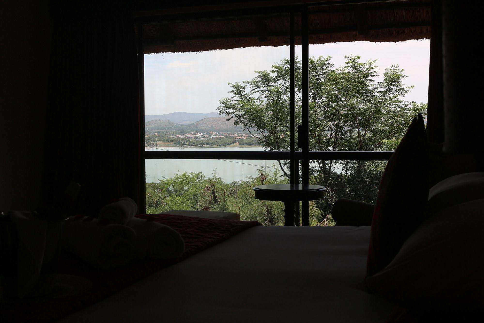 הארטביספורט Galagos Lodge מראה חיצוני תמונה